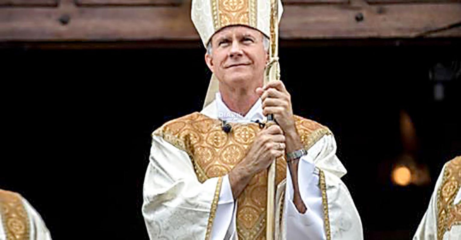Diario Extra - Obispo de Texas apoya denuncias por abusos
